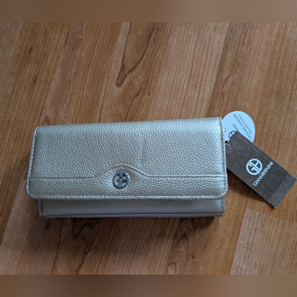 Giani Bernini Gold Women's Wallet